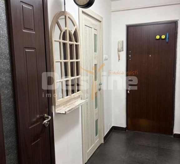 Apartament 3 camere, 67 mp, 2 locuri de parcare, mobilat complet - Poză 2