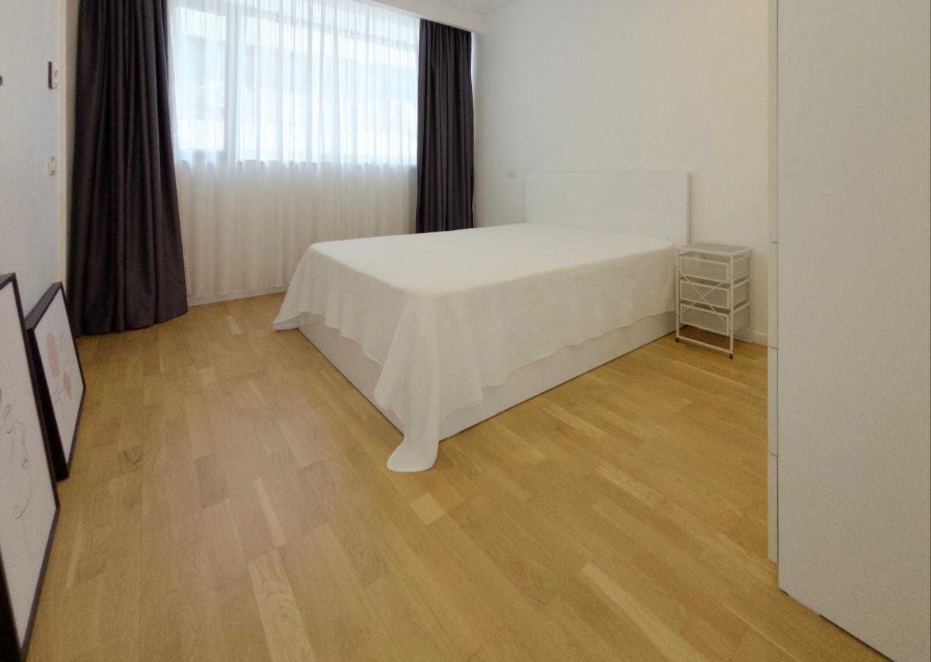 AP. 2 CAMERE EMINESCU,CENTRALA PROPRIE, PARCARE INCLUSA,MOBILAT MODERN - Poză 3