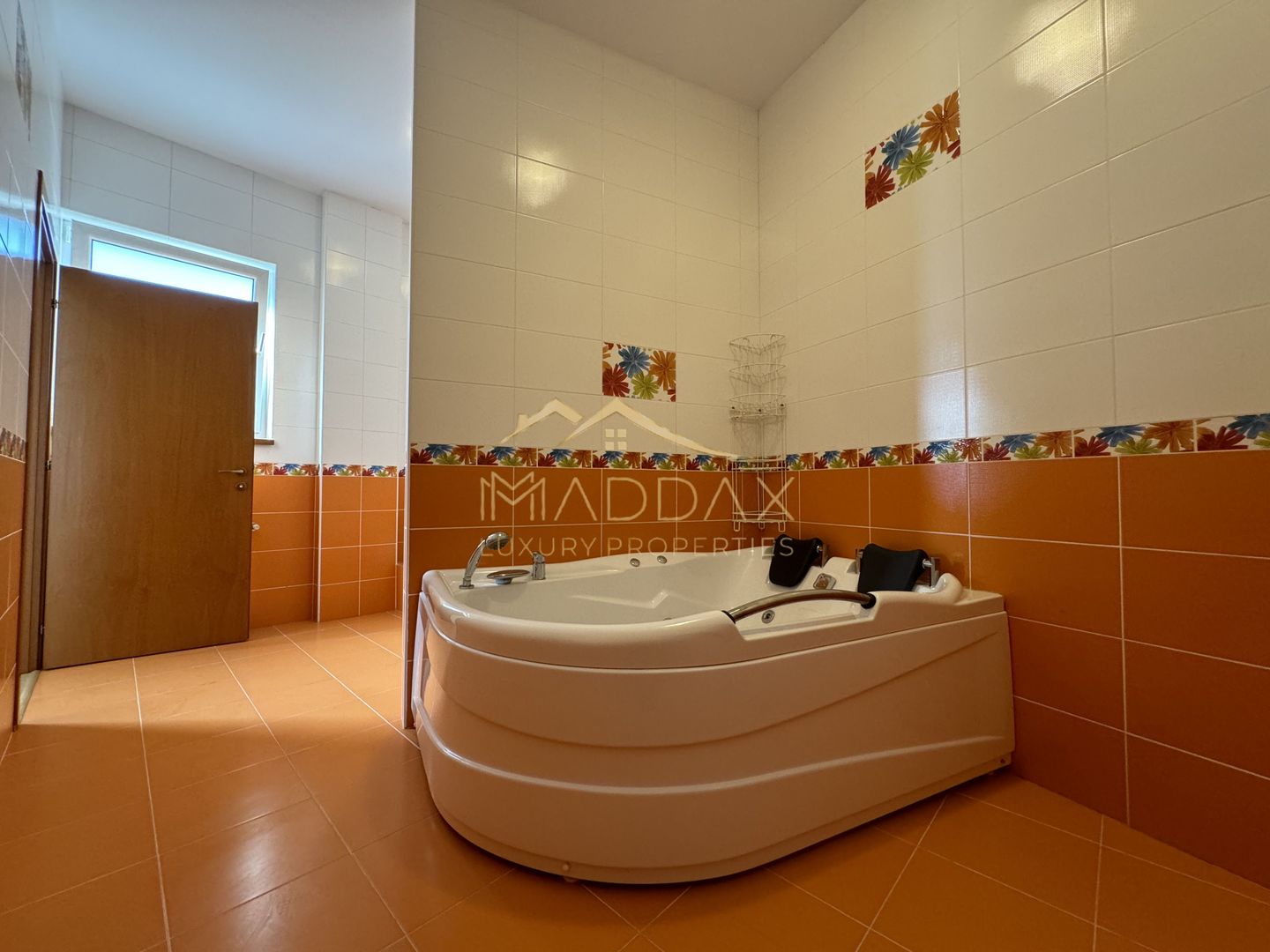 Vila Individuala 7 camere*Piscina*Teren 1000 mp / 8 parcari// Erou Iancu Nicolae - Poză 38