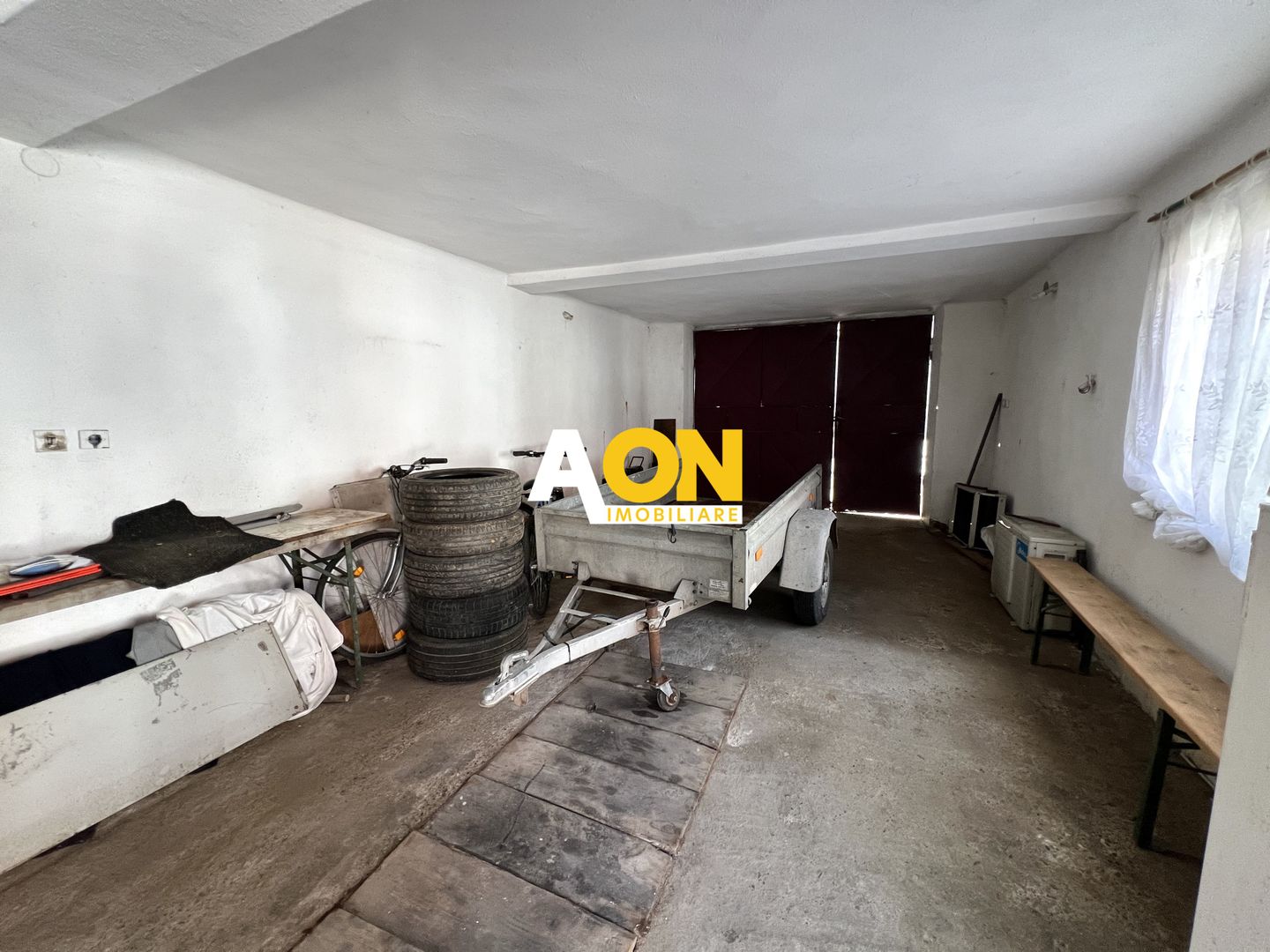 Casa de vanzare pretabila 2 familii, garaj, livada, comuna Pianu - Poză 34