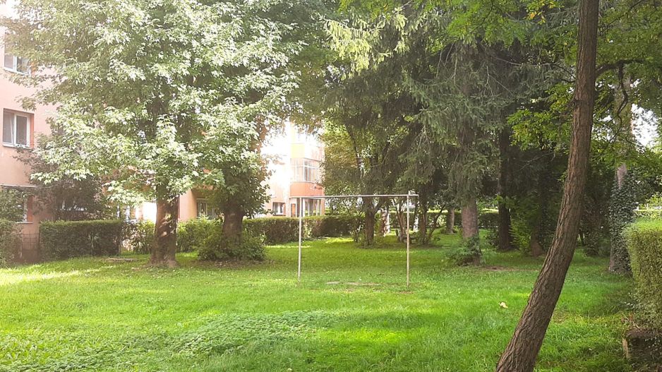 Apartament 2 camere 89000 EUR etaj intermediar foarte aproape de piata Astra - Poză 2