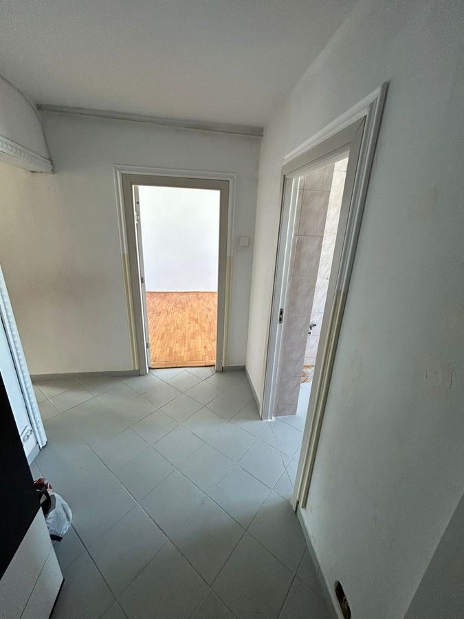 Vanzare Apartament 4 camere, 81 mp, balcon, bloc reabilitat, Rahova - Poză 4