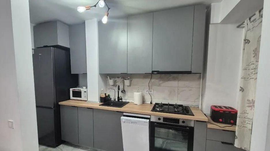 GARSONIERA-TINERETULUI, DOG-FRIENDLY, PRIMA INCHIRIERE, METROU - Poză 2