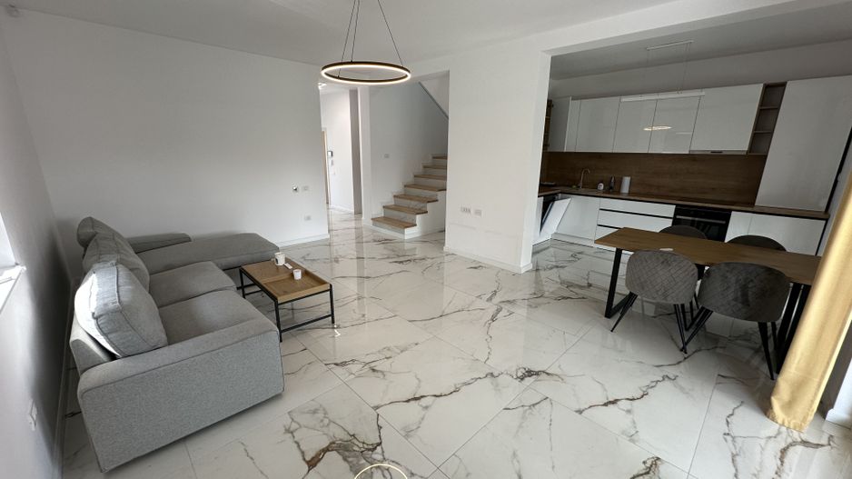 Duplex despărtit  prin garaj zona Ikea - Poză 2