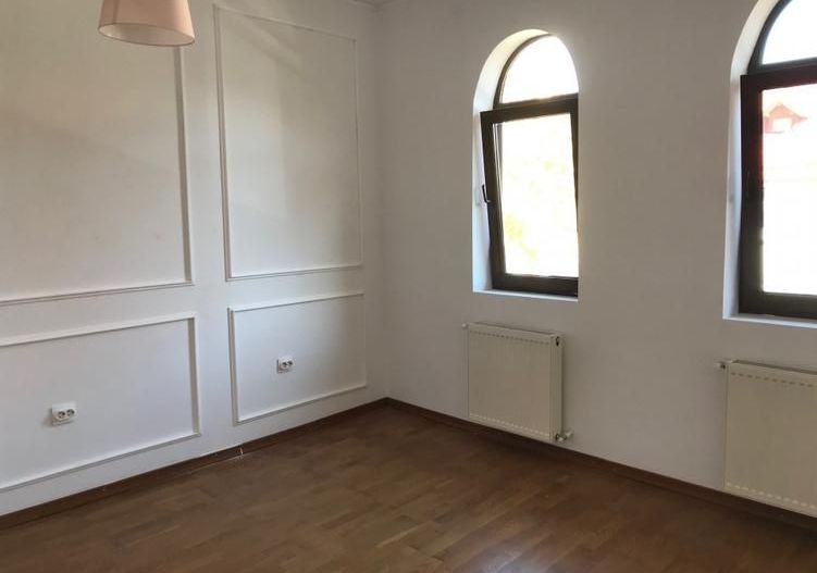 Vilă individuală de închiriat 250 mp, Kiseleff, 10 camere, 4 băi, curte proprie, - Poză 3