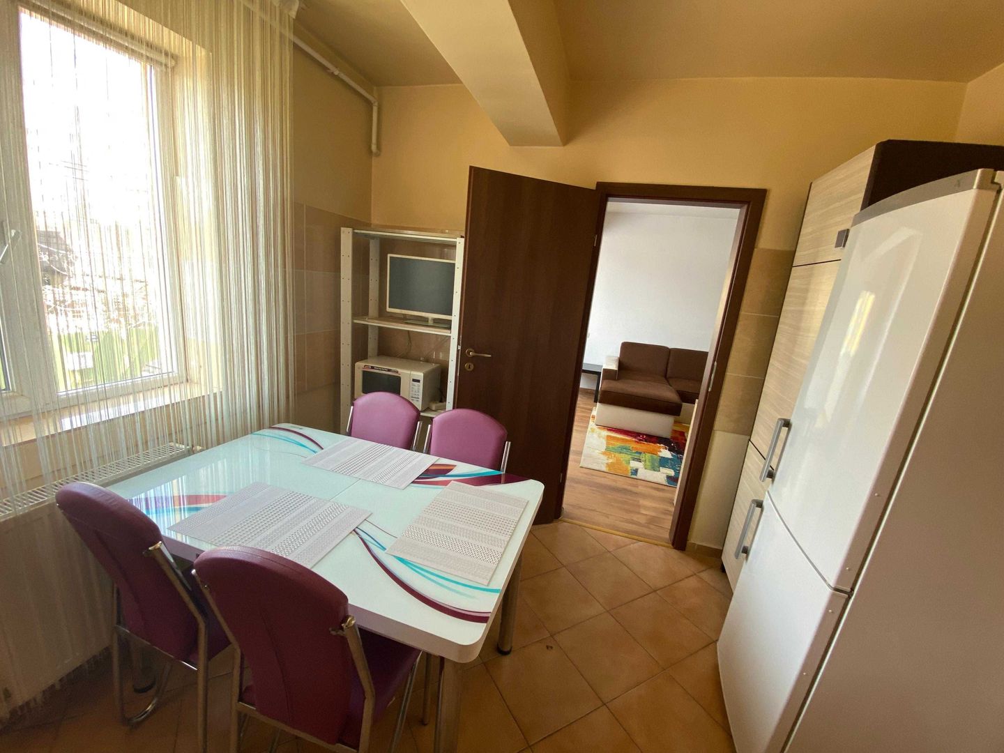 Închiriere 🏡 Apartament 2 camere, 56 mp, decomandat, etaj 1, Strada Atleților - Poză 4