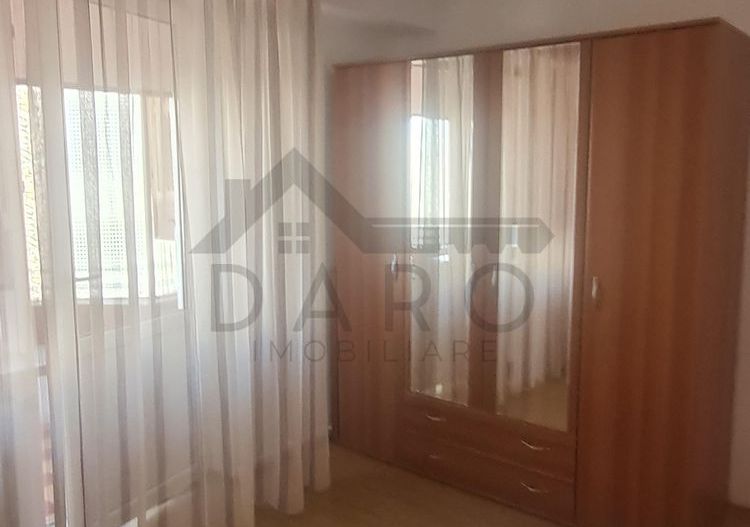 Inchiriez apartament cu 2 camere - Poză 1