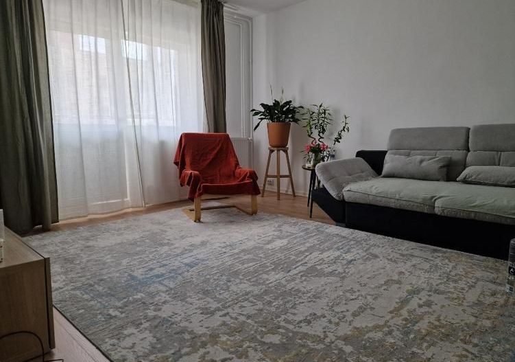 Vanzare Apartament 4 Camere Adiacent Nerva Traian - Centrala Proprie - Poză 3