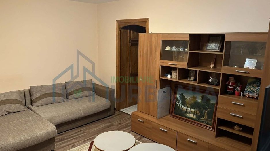 Apartament 3 camere inchiriere - Poză 2