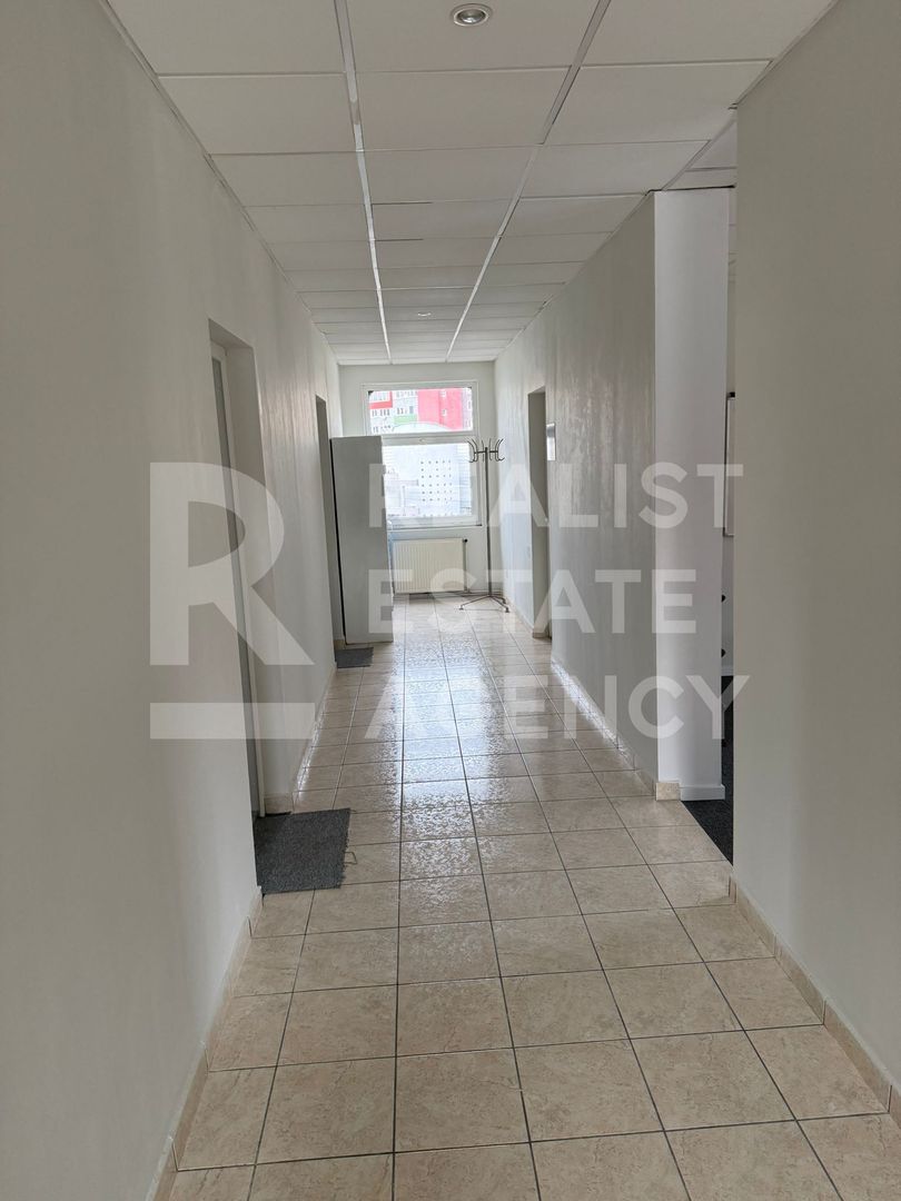 Închiriere clădire în centrul orașului Satu Mare, 632 mp - Poză 5