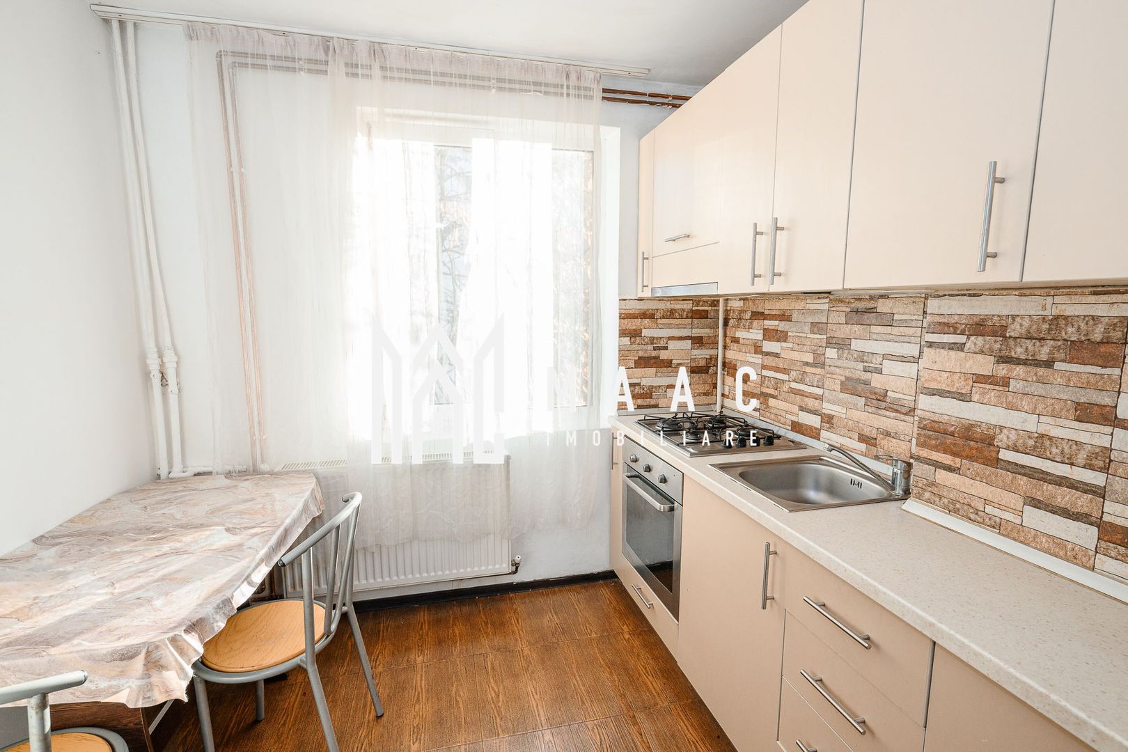 APARTAMENT 3 CAMERE | CENTRU | ETAJ 2 - Poză 1