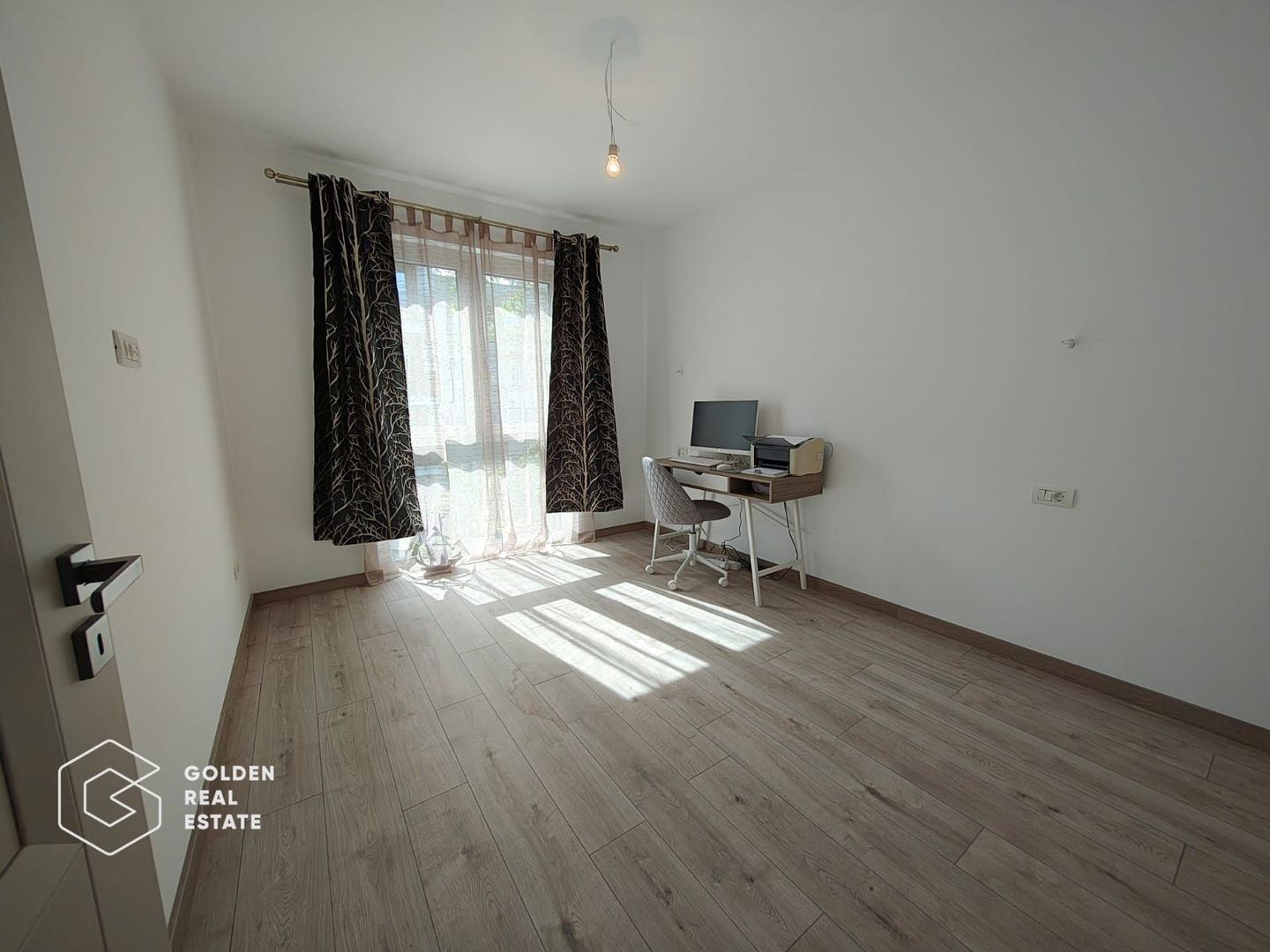 Apartament nou, complet mobilat si utilat, Adora Central - Poză 9