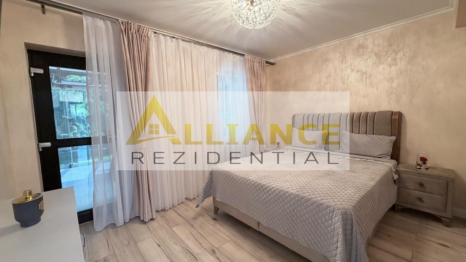 Casa Individuala - 5 camere - 3 bai - 650mp teren - Poză 12