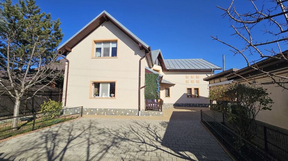 Vilă P +M în centrul orașului Otopeni, 7 + camere, anexe apartament - Poză 17