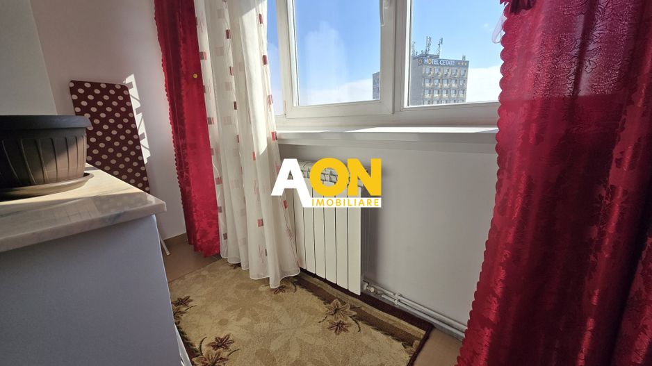 Apartament 2 Camere Decomandat,cu Vedere Spre Catedrala - Poză 6
