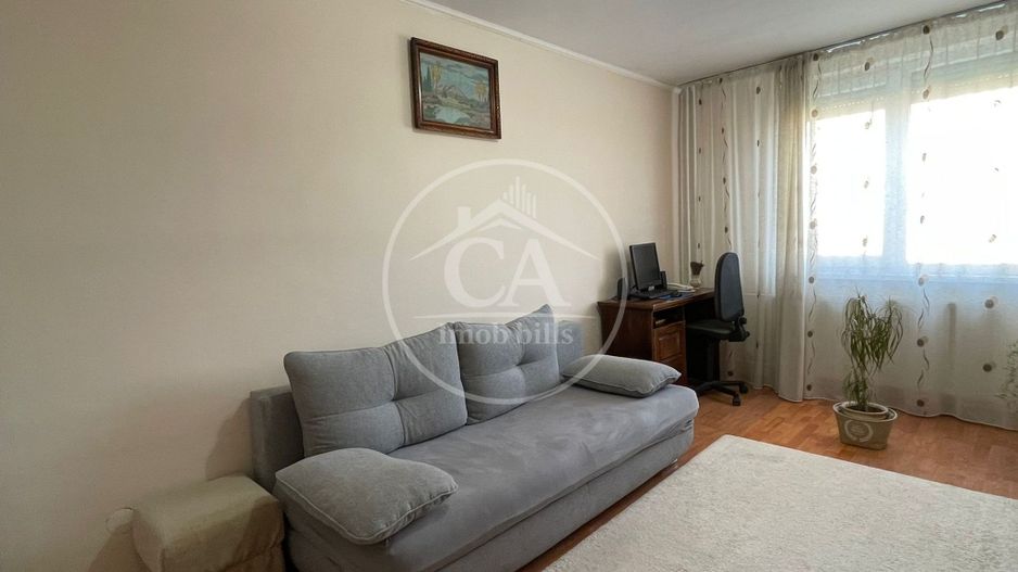 Apartament de vânzare cu 2 camere în zona Velența, Oradea - Poză 2