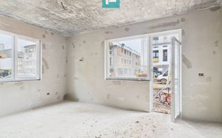 Apartament 3 camere cu curte proprie în Giroc - Poză 1