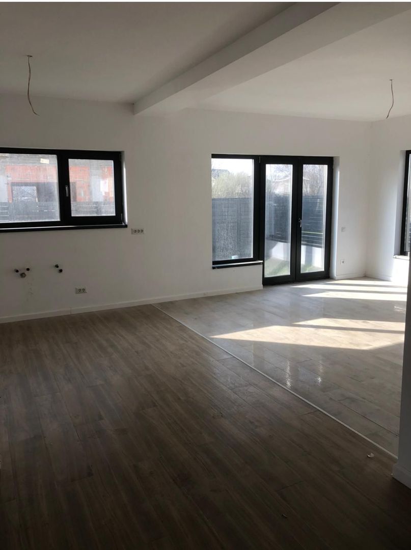 Direct proprietar,  TVA INCLUS! Vila cu placa de beton construita - Poză 7