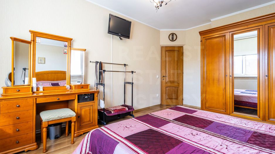 Vânzare, casă, 5 camere, str. Gura Văii, sect. Riscani - Poză 16