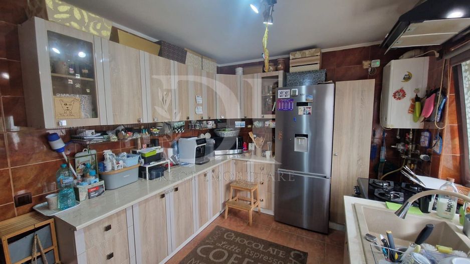 Casa la cheie / Zona Iazului, Floresti. - Poză 3