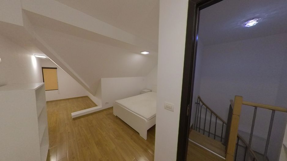 Apartament 2 camere pe 2 niveluri, Circumvalatiuni. - Poză 3