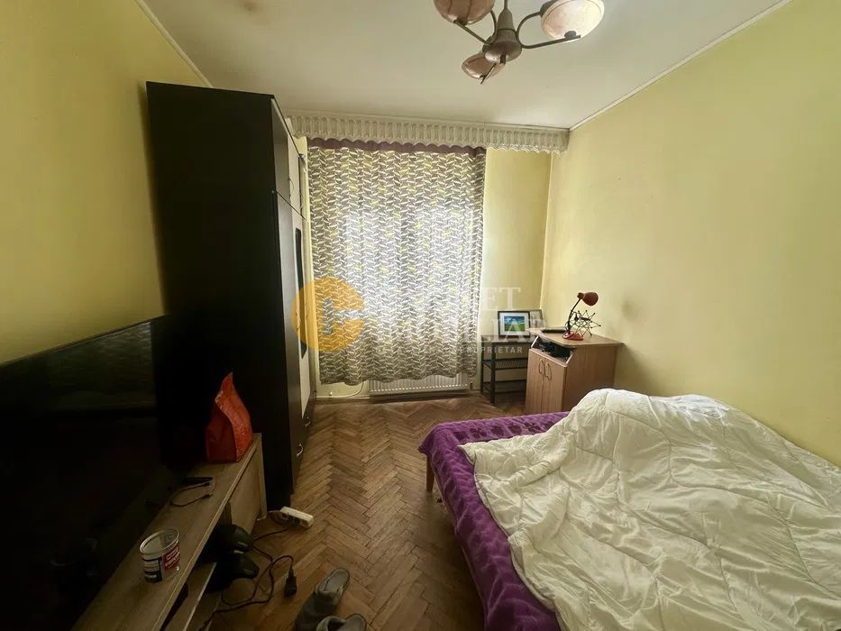 4 Camere Decomandat  - Etaj 1 - Zona Galata/ Biserica Galbena - Poză 2