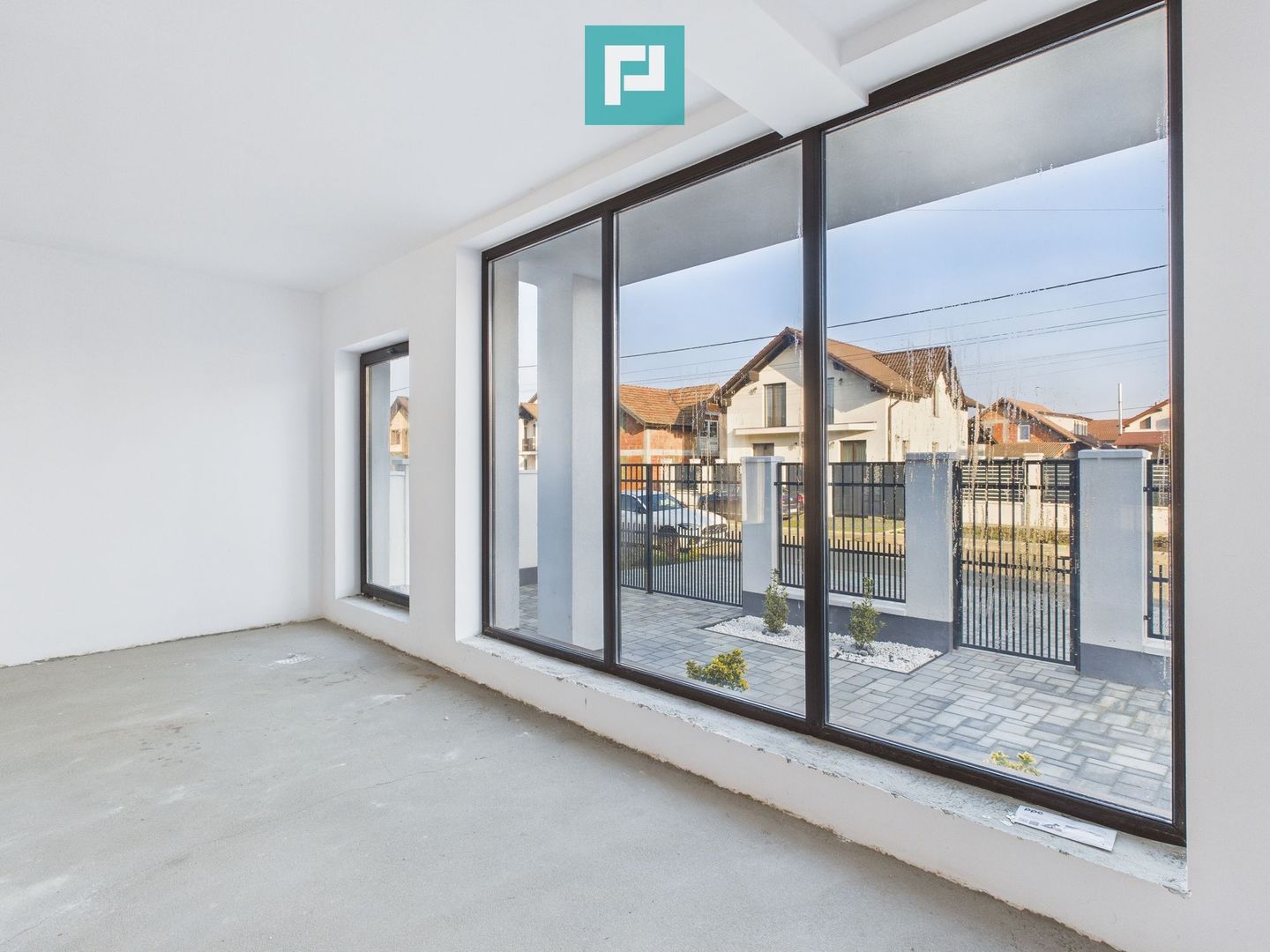 Casa cu 5 camere in Livada - Poză 14