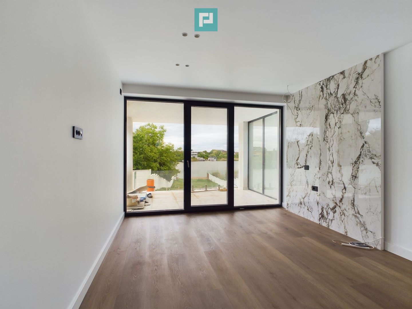 Vilă extravagantă pe Lacul Snagov - Poză 27