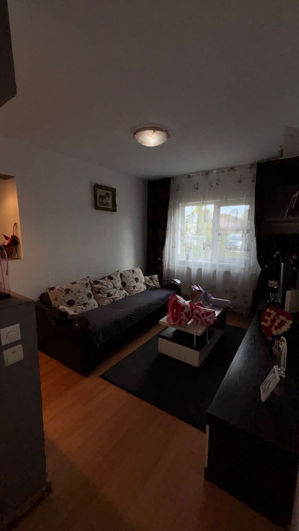 Apartament de vânzare 4 camere in Alba Iulia. - Poză 2