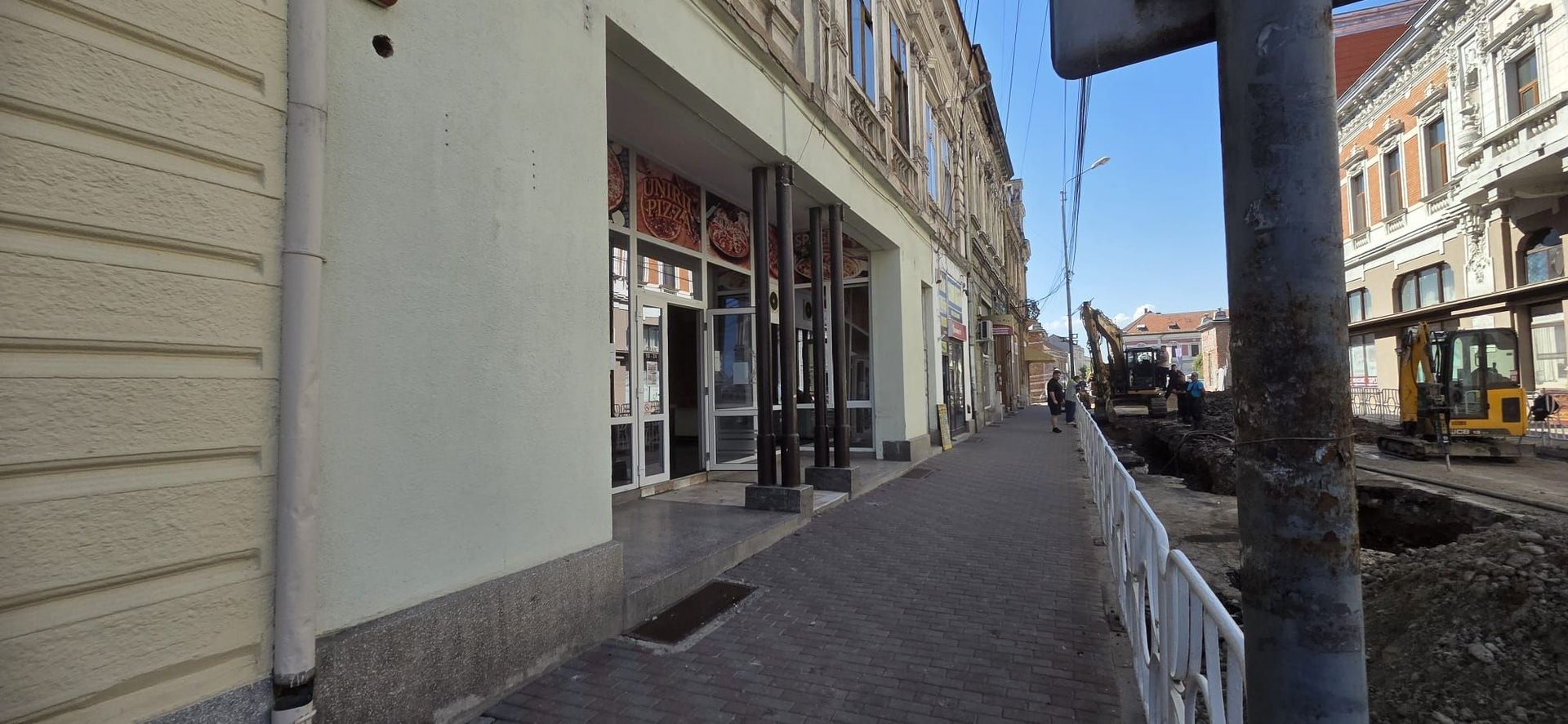 Spatiu comercial de inchiriat – fosta Pizzeria Unirii, Lugoj - Poză 1