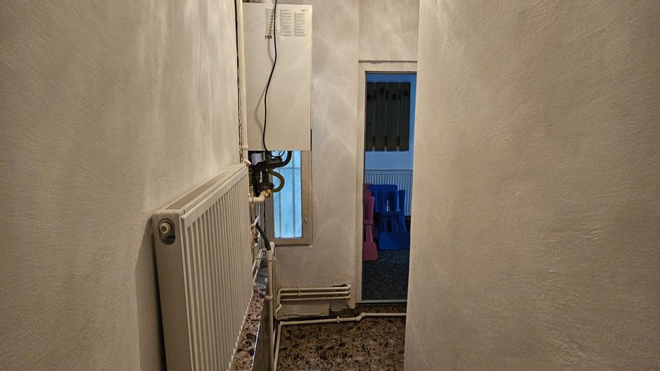 Spatiu de inchiriat 120 mp utili Campina central! - Poză 26