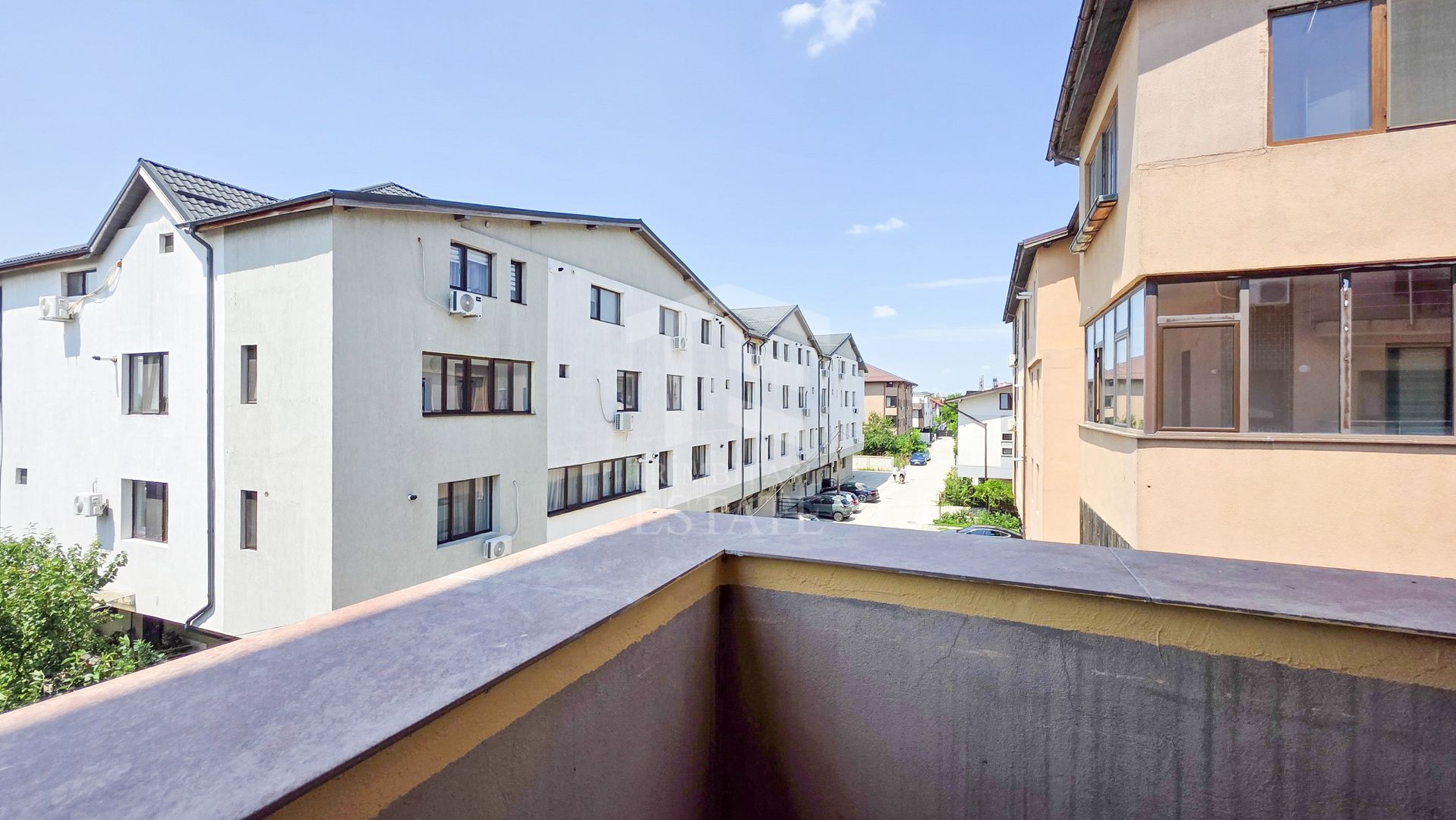 Garsonieră modernă 30 mp, Str. Cooperativei, cu balcon și parcare - Poză 3