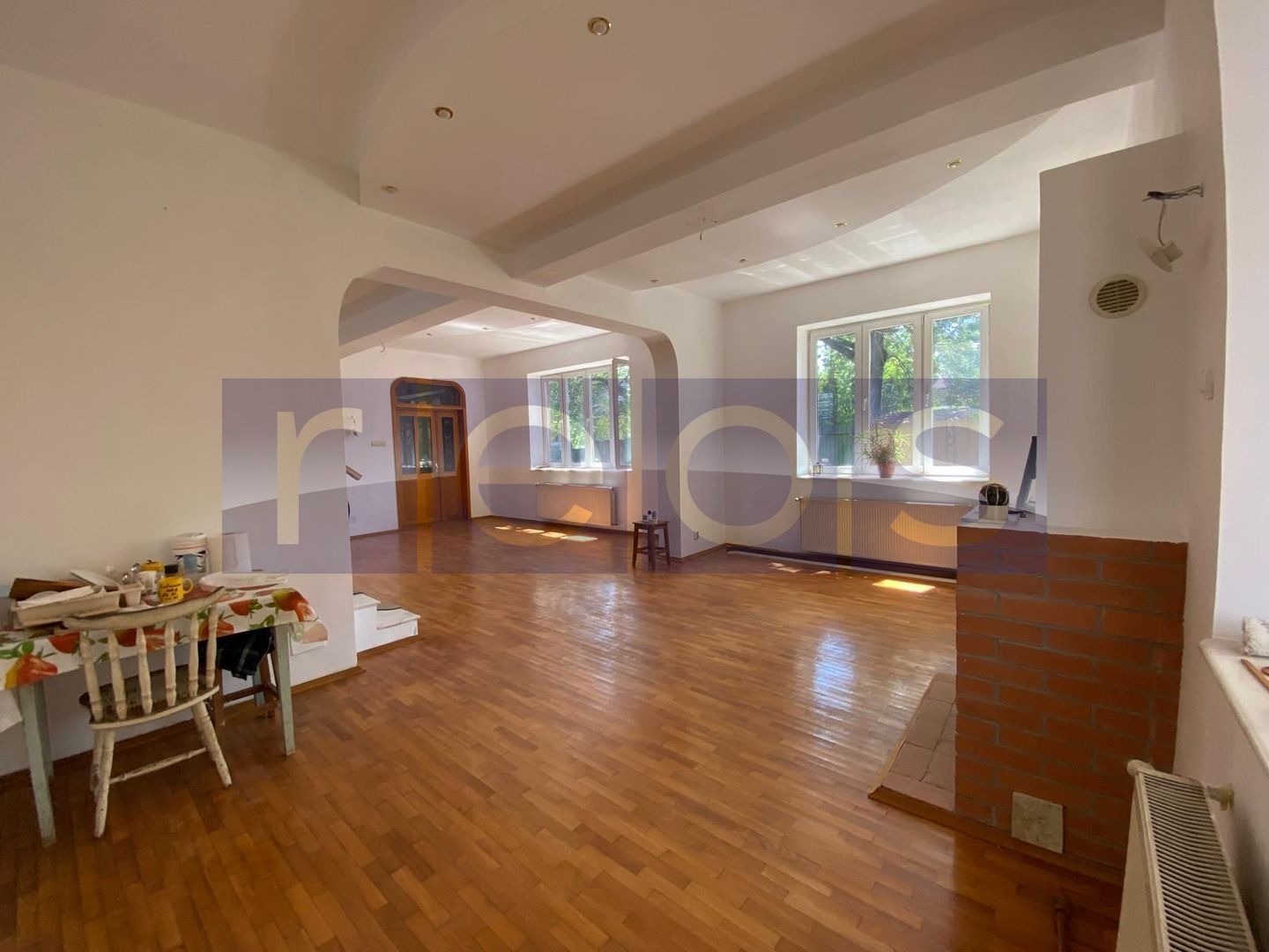 DE VANZARE VILA P+1+MANSARDA 7 CAMERE, 3 BAI, GARAJ, CURTE SALAJ PARC HUMULESTI - Poză 2