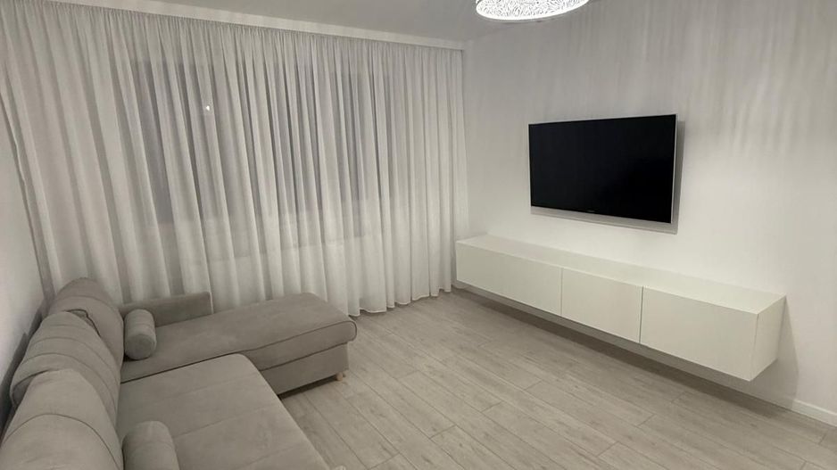 LUJERULUI 2 Camere Renovat + Metrou 750m - Poză 1