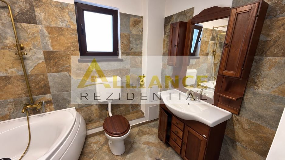 Vila individuala | 5 camere | 2 bai | Curte amenajata - Poză 13