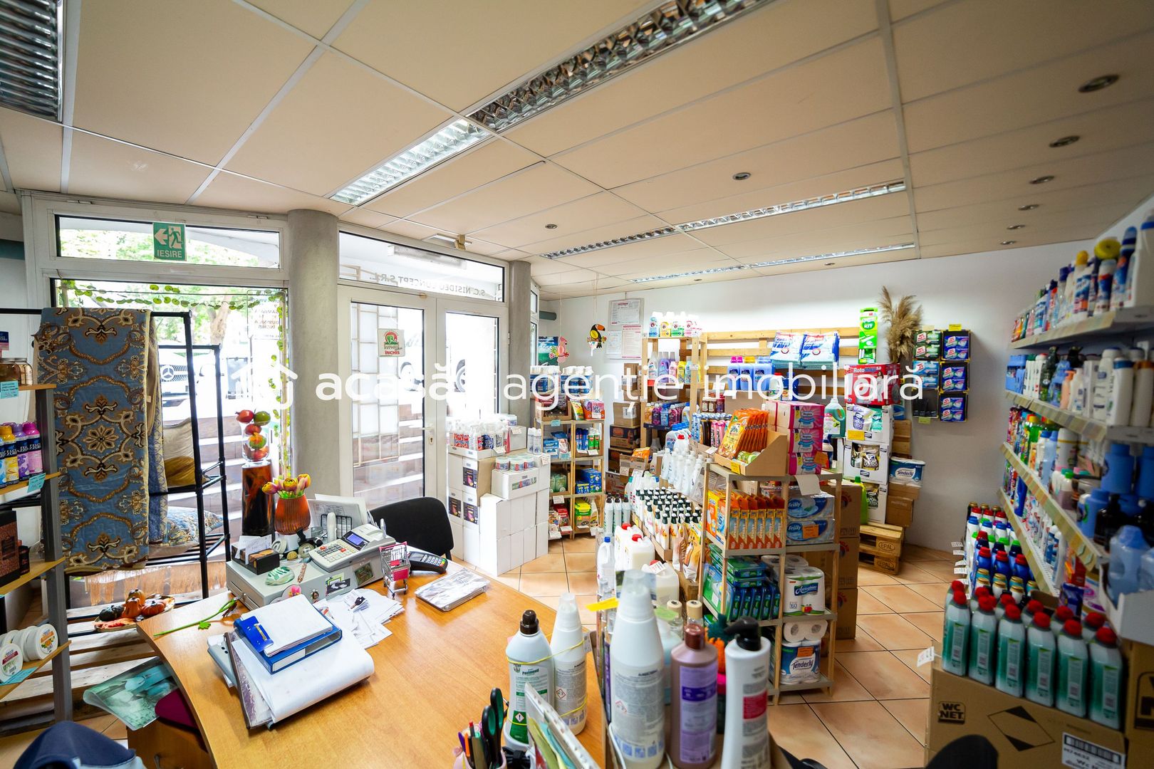 Vandut! Spațiu comercial, Str Lacului, Arad - Poză 3