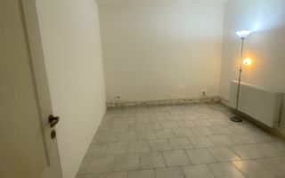 SPATIU COMERCIAL CU MULTIPLE DESTINATII CENTRAL - Poză 33