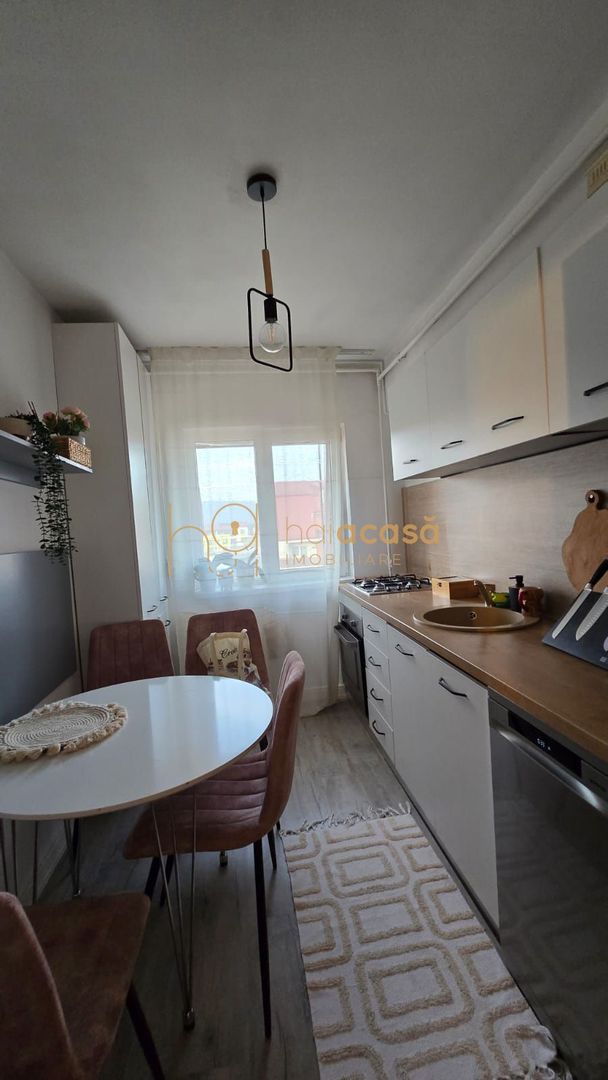 Apartament 2 camere decomandate 53 mp zona Eroilor - Poză 8