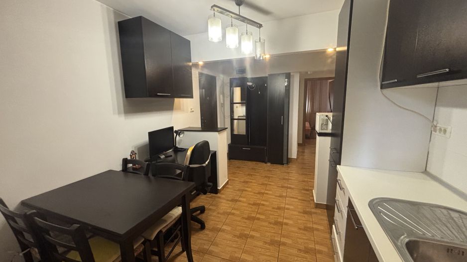 Apartament spatios in zona Sagului - Poză 4