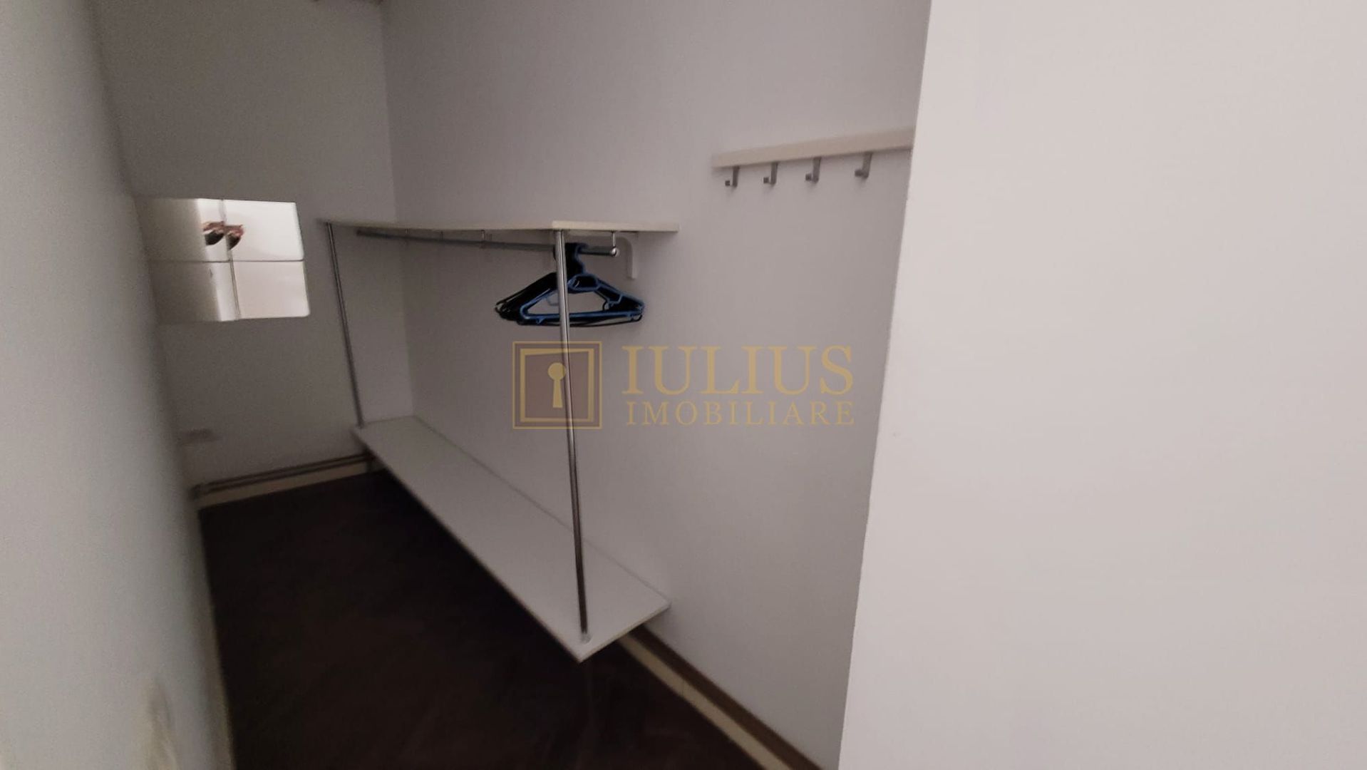 Apartament 2 camere. Mobilat si utilat. Centrala proprie - Poză 7