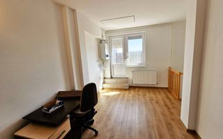 Apartament tip Penthouse, 1 camera + birou + terasa de 50 mp - Poză 9