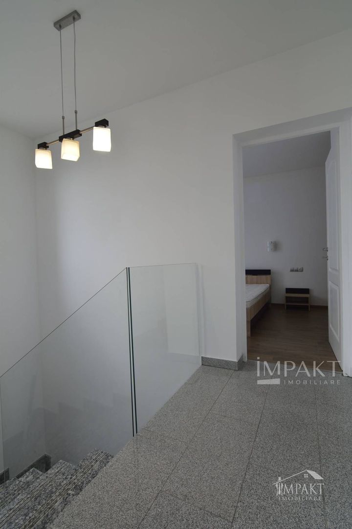 Casa cuplata cu 6 camere si curte in cartierul Intre lacuri. - Poză 6