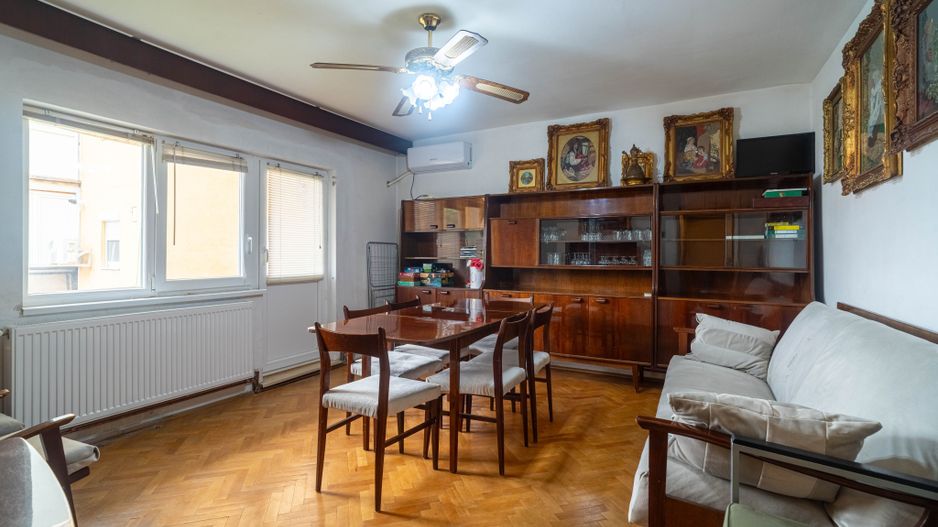 Apartament spațios cu 4 camere – Zona Boul Roșu 0% COMISION - Poză 12