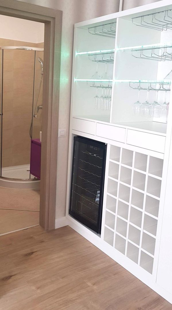 Ideal investitie!3 camere-Gradina Proprie, Parcare, Mobilat/Utilat Lux - Poză 9