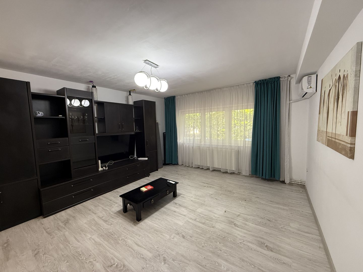 Apartament 4 camere Vitan Mall - Poză 1