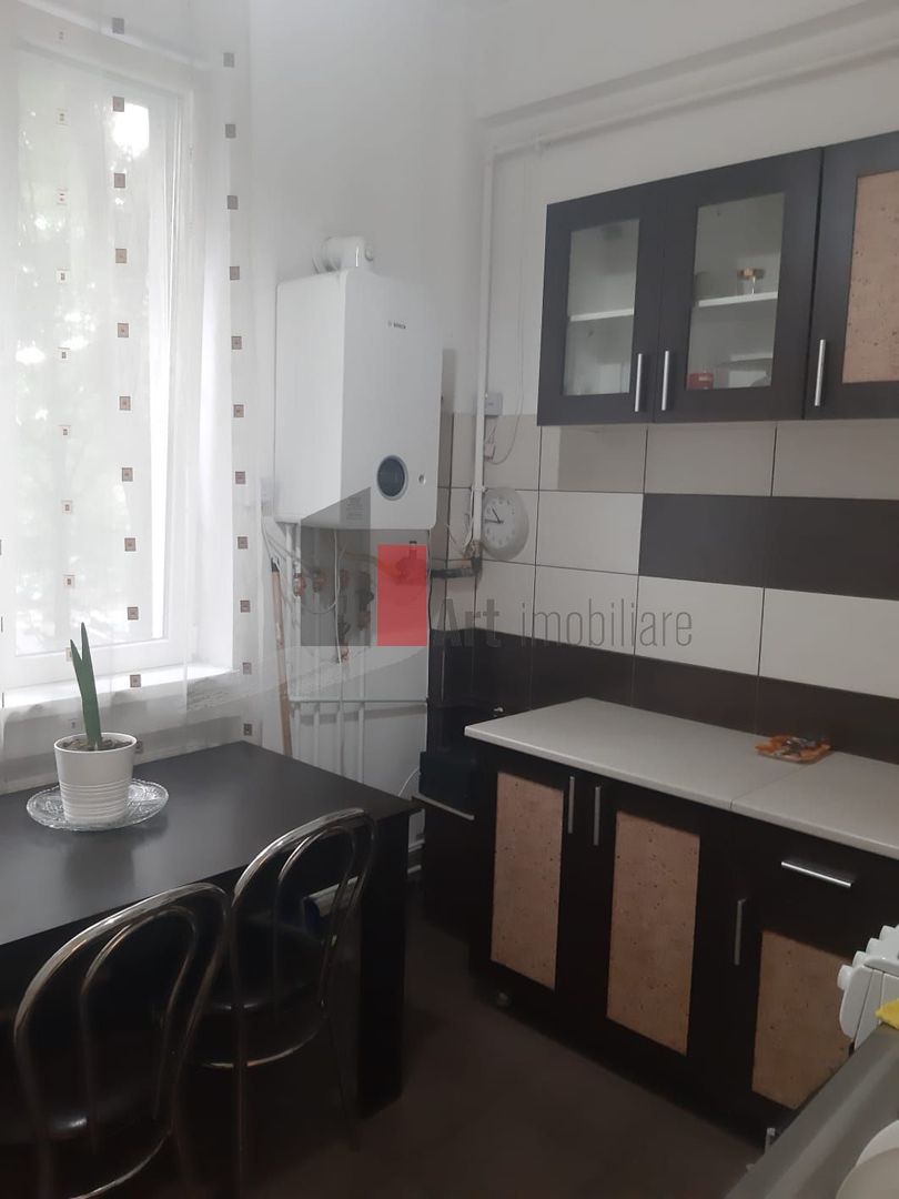 APARTAMENT 2 CAMERE  DRUMUL SARII - Poză 8