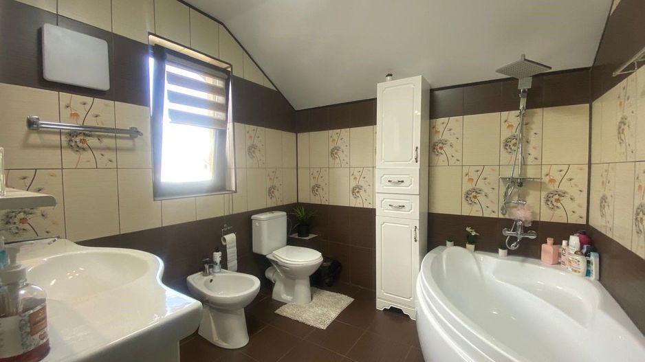 Se vinde casa cocheta,confortabila -5 minute de Târgoviște – Dumbrava - Poză 10