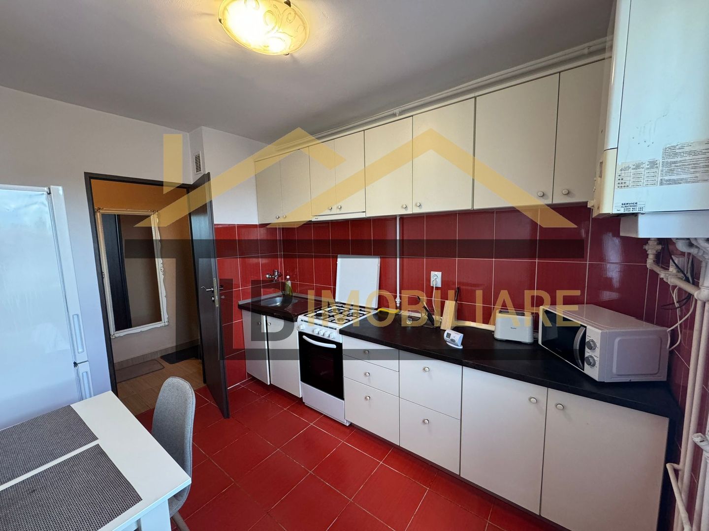 Apartament de 2 camere, 50mp, decomandat, Zona UMFST - Poză 5