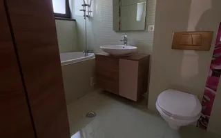 Apartament cu 4 camere de închiriat | Imobil intim | Parcare subterană - Poză 13