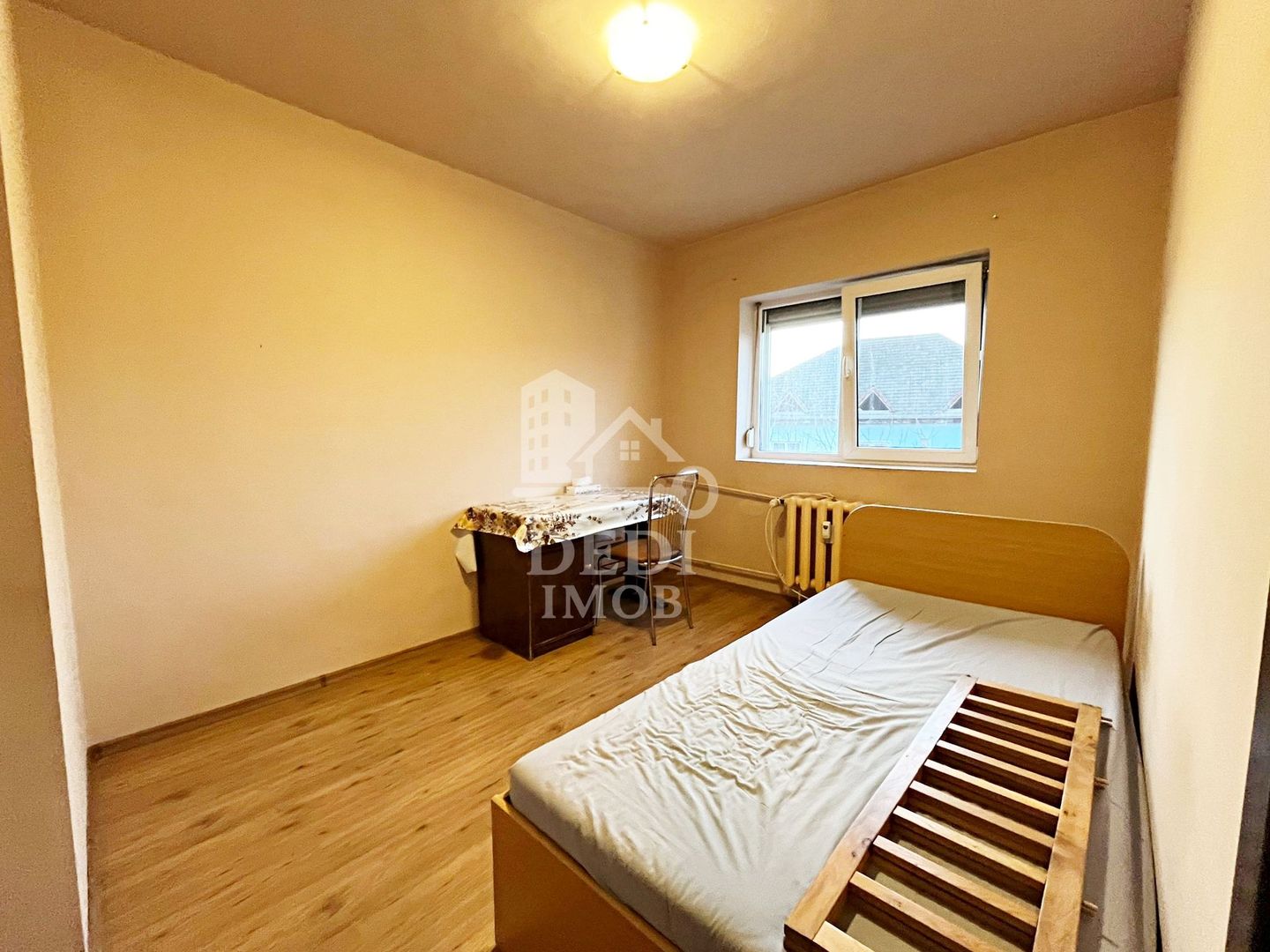 Apartament cu 4 camere de inchiriat zona Dacia, Oradea - Poză 3